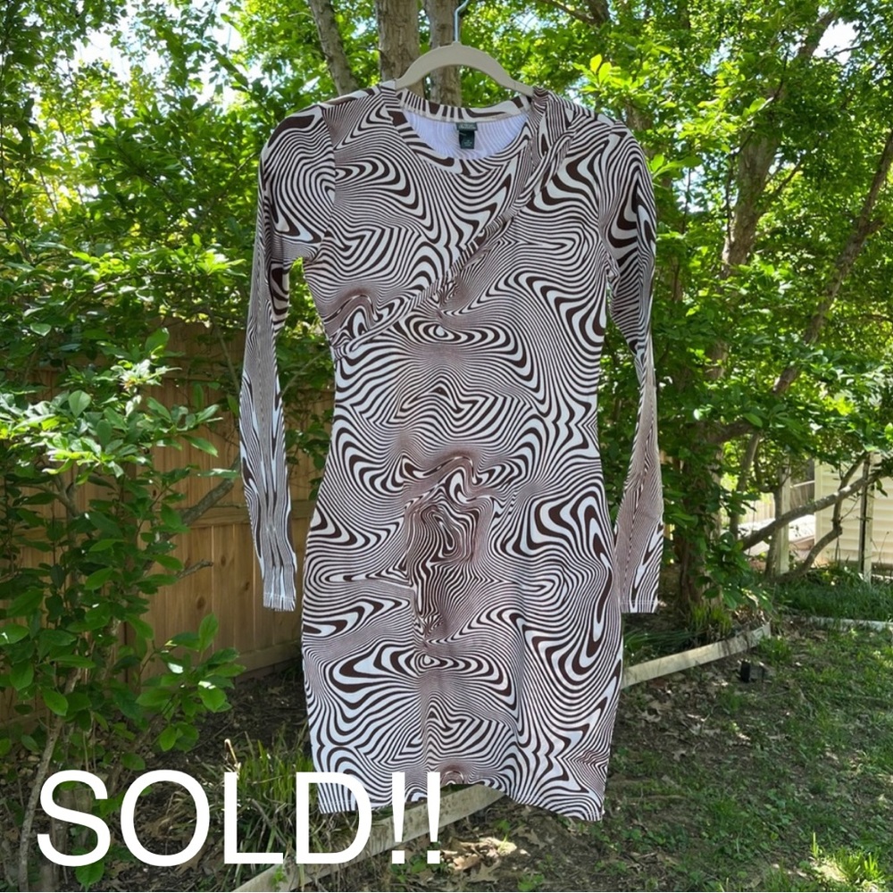 WILD FABLE Women’s Brown Long Sleeved Striped Bodycon Dress Size XS, NWT